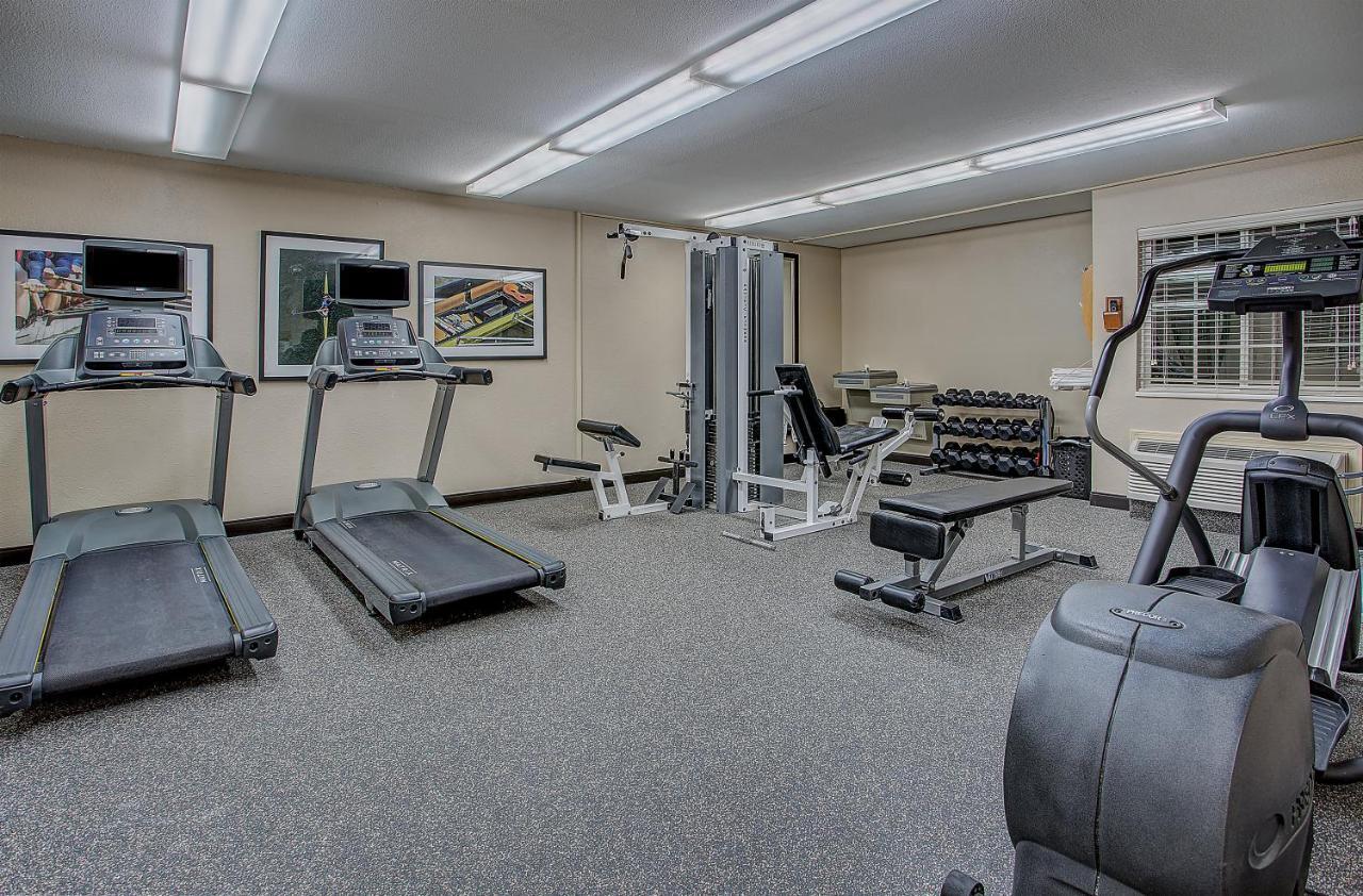 Candlewood Suites Louisville Airport By Ihg Екстериор снимка