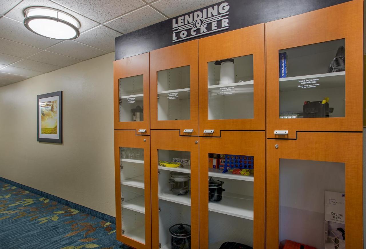 Candlewood Suites Louisville Airport By Ihg Екстериор снимка